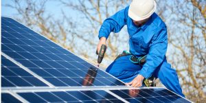 Installation Maintenance Panneaux Solaires Photovoltaïques à Laparrouquial
